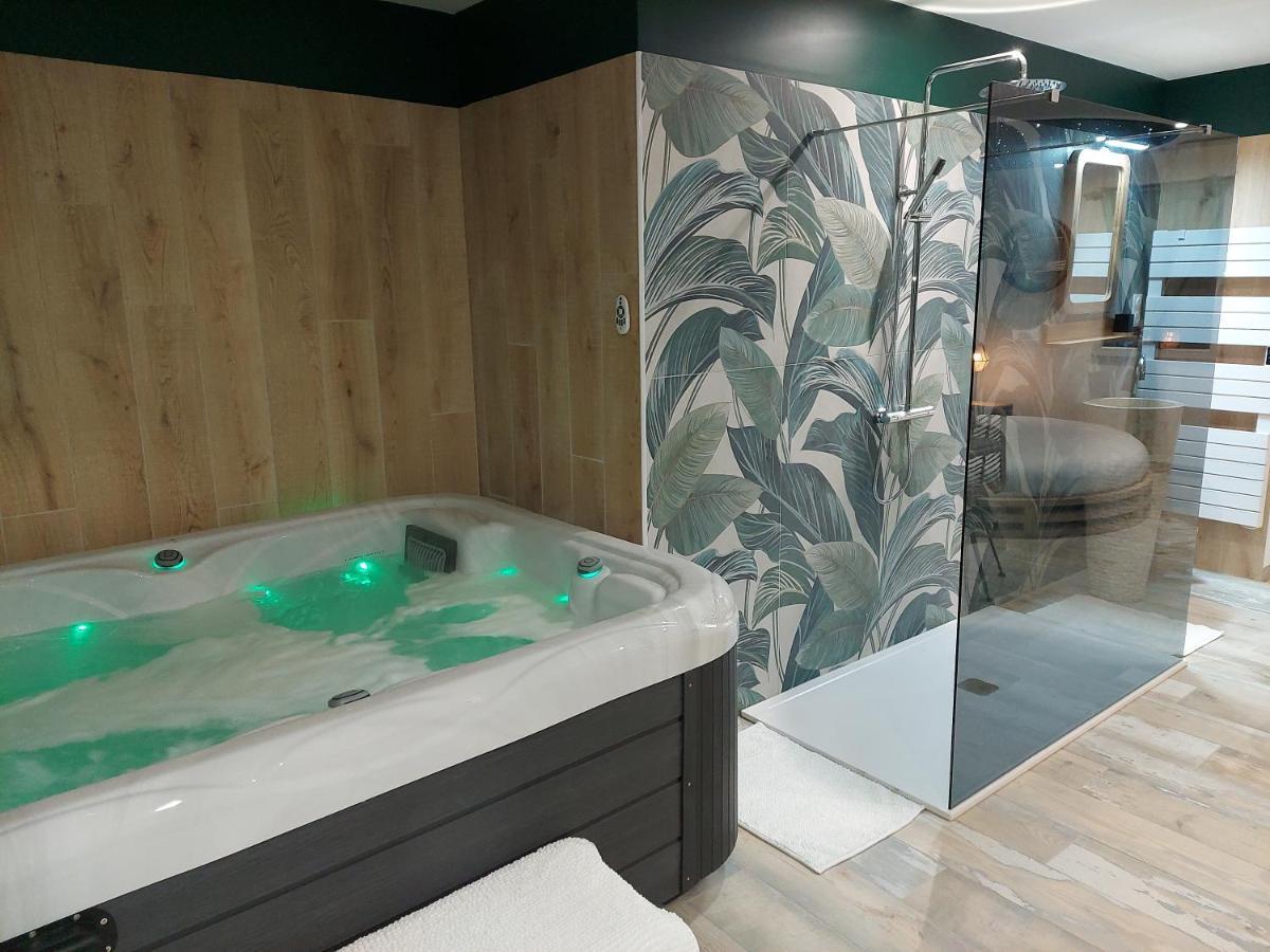 Au Spa D'Eau Pale Ferques ภายนอก รูปภาพ